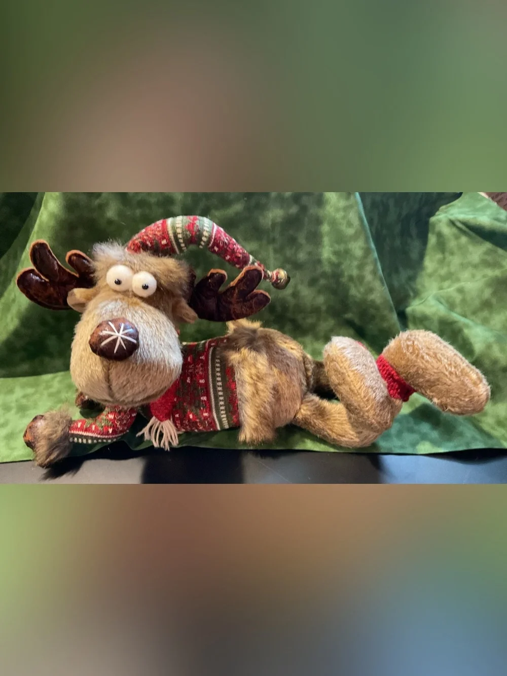 Happy Hazel Moose Lounger